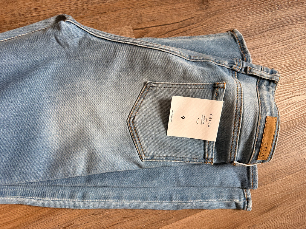 Cello high rise skinny flare